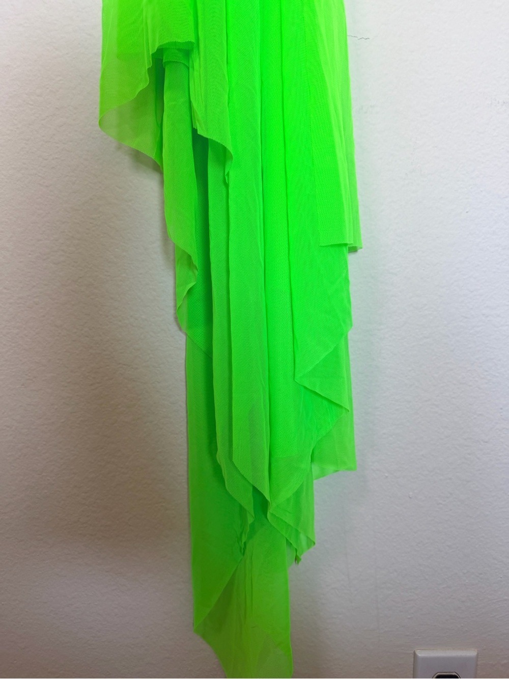 NWT Norma Kamali Diana Bra W/ Sleeve Neon Green Mesh One Shoulder Top XXS - Picture 7 of 11